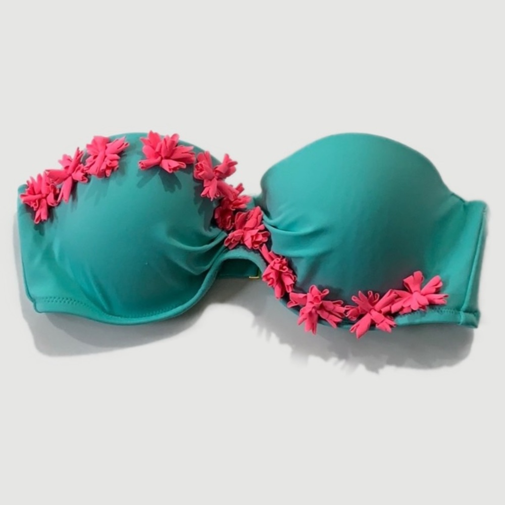 Victoria’s Secret Push Up Floral Bikini Top 34C✨